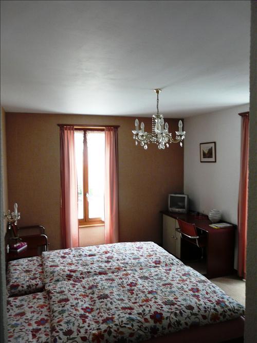La Dent-Du-Midi Hotel & Restaurant Saint-Maurice Habitación foto